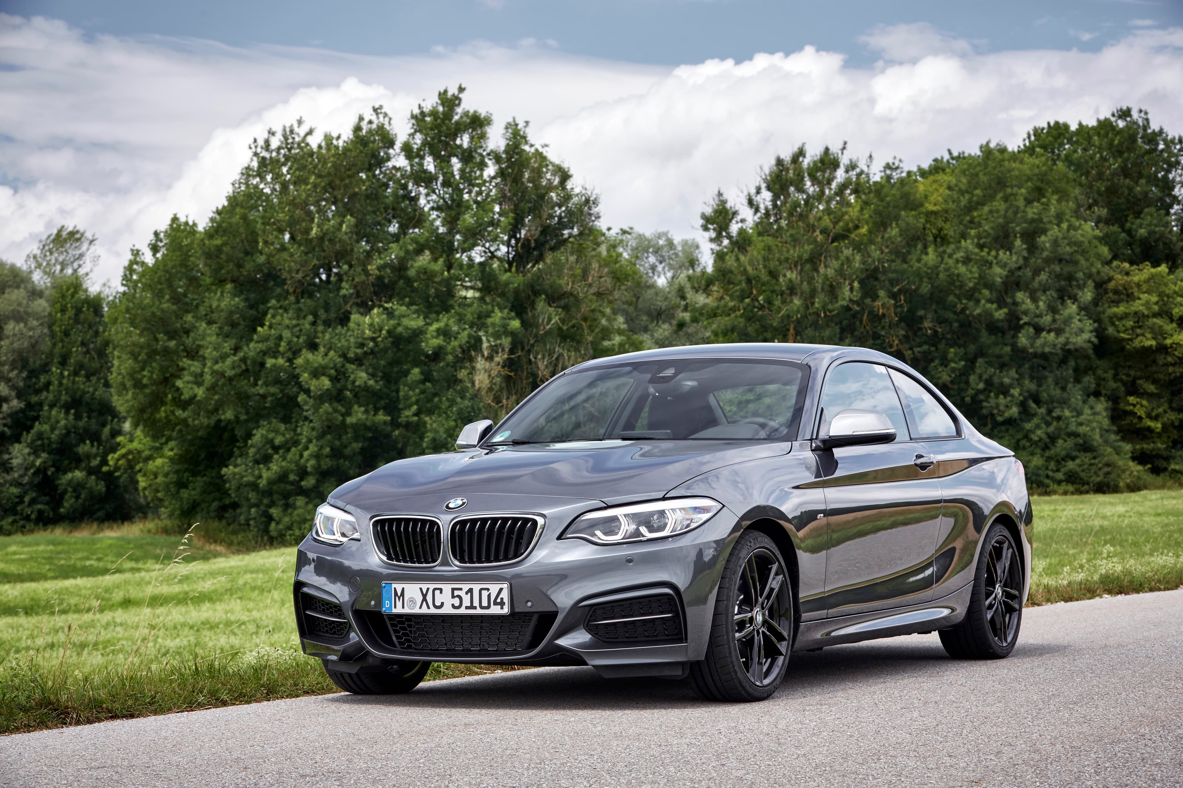 BMW 2 serija F22