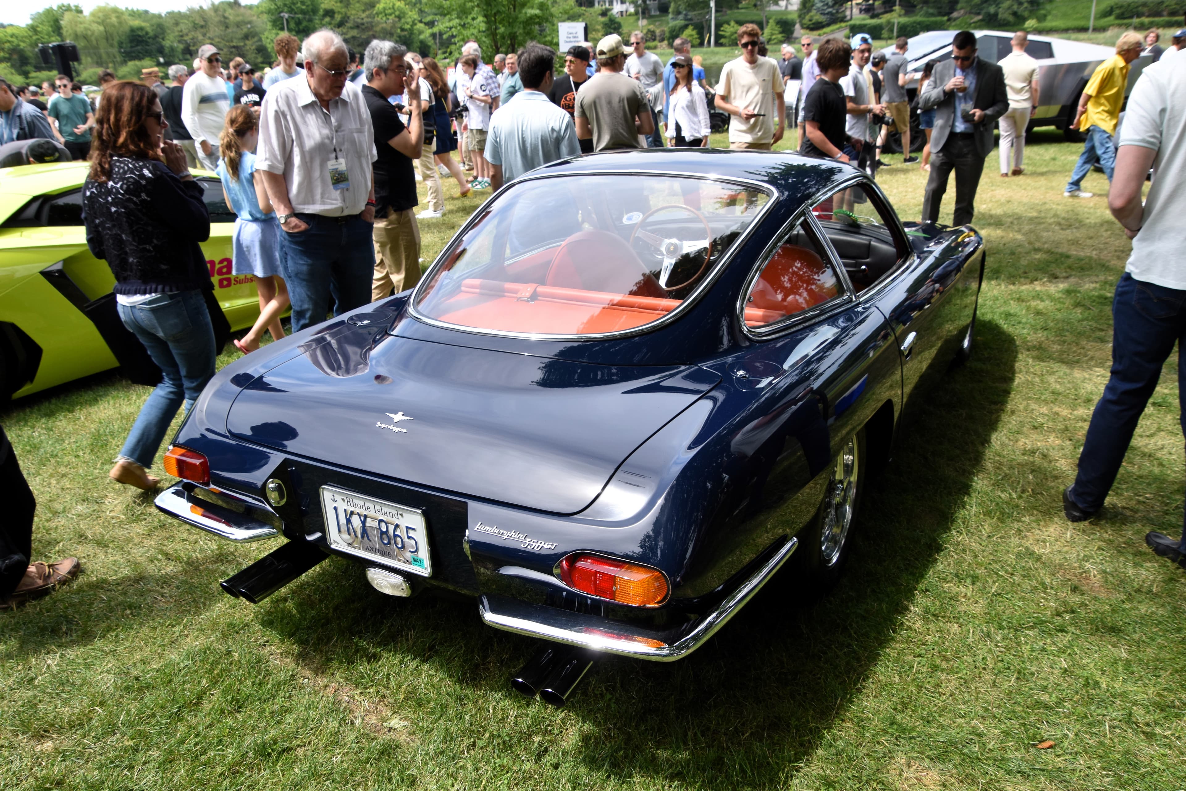 Lamborghini 350 GT – galinis vaizdas